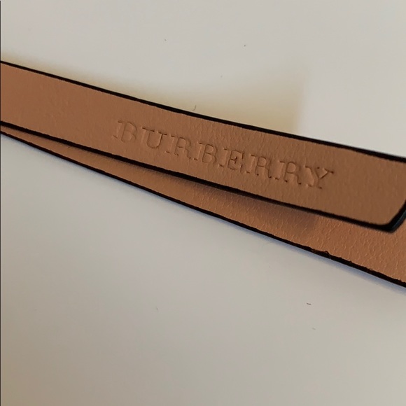 BURBERRY ~ pink leather coin purse keychain - Picture 5 of 7